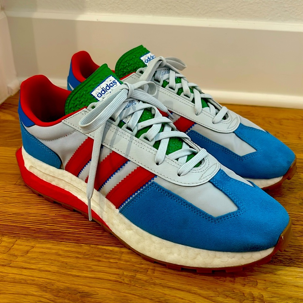 {Mens} Adidas sneakers/athletic shoes